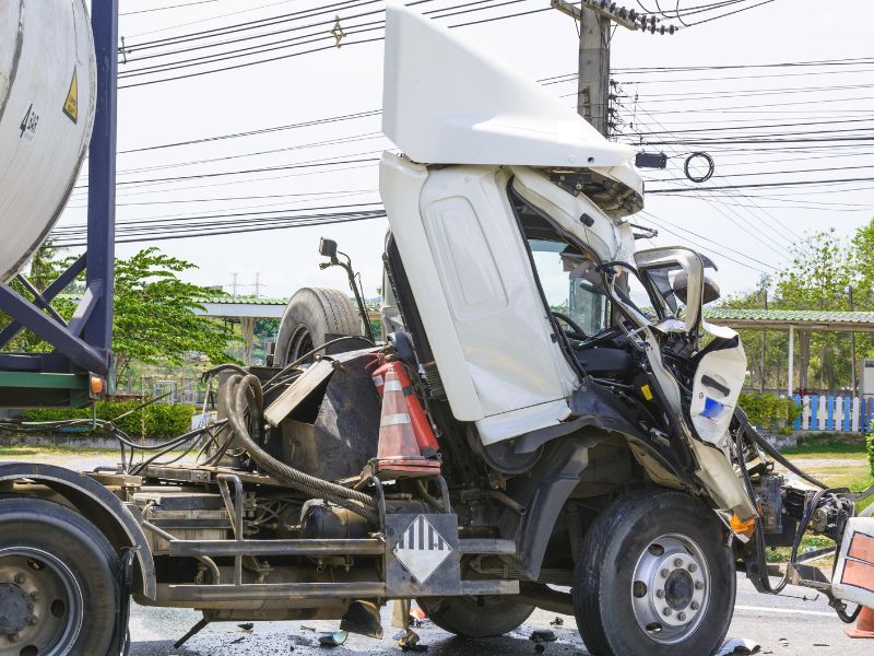 Being involved in a semi collision in Tallahassee can be an incredibly stressful experience, often resulting in significant injuries and financial pressures. If you find yourself in such a situation due to the negligence of a commercial semi driver or their employer, you may have the right to claim compensation for your medical costs, vehicle repairs, lost earnings, and emotional trauma.