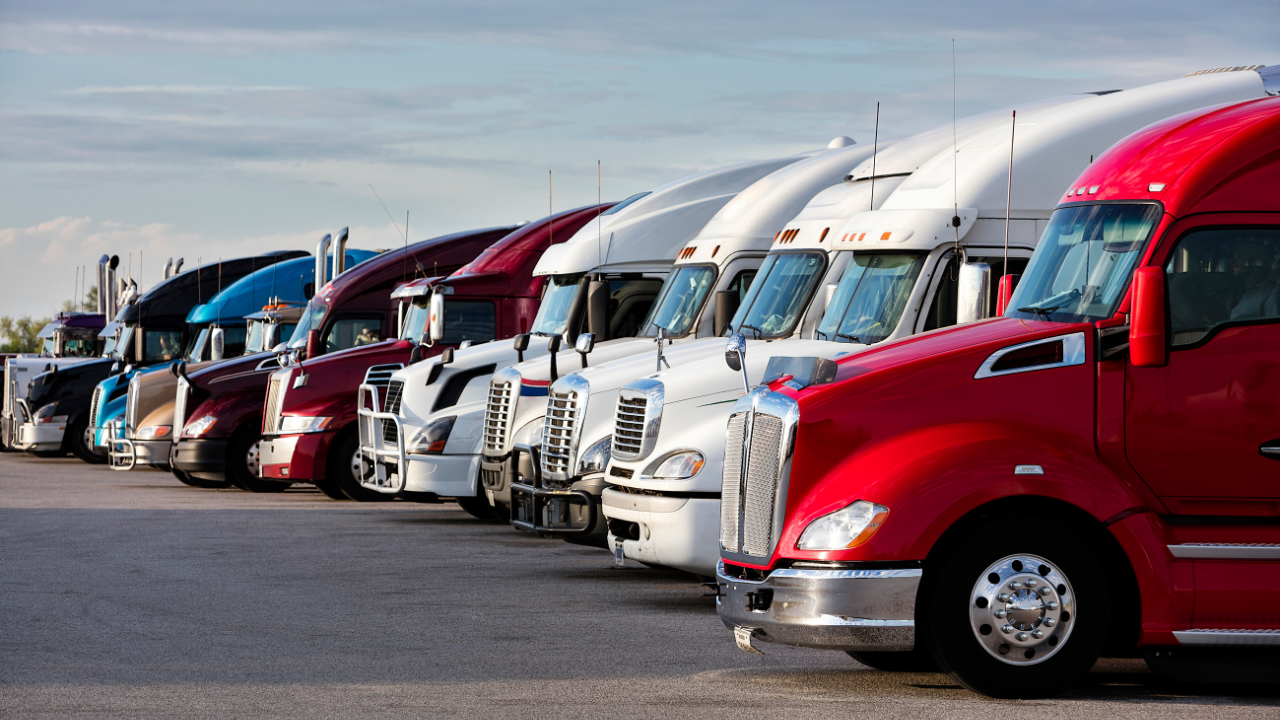 If you’ve been involved in a semi-truck accident, taking the right steps can strengthen your case and protect your rights: